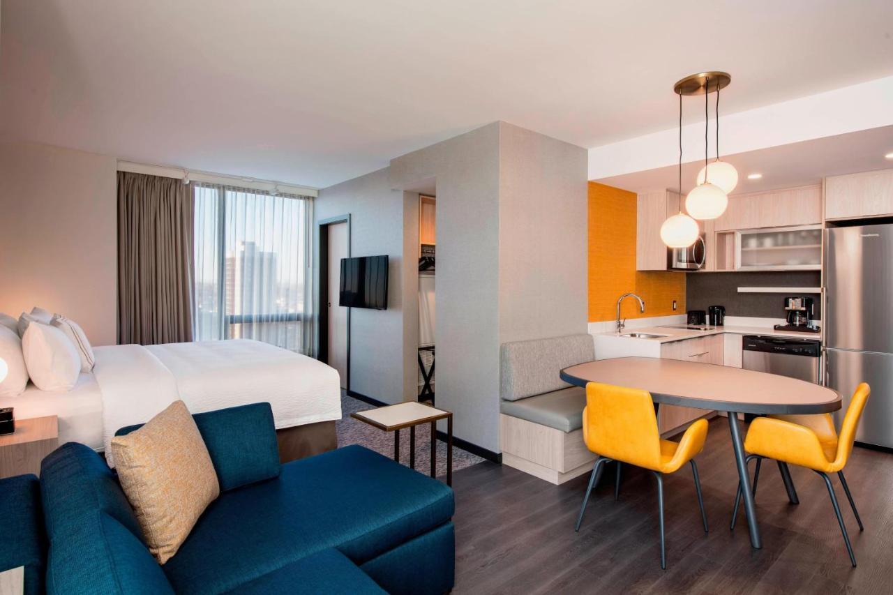 Residence Inn By Marriott Calgary Downtown/Beltline District Exterior photo