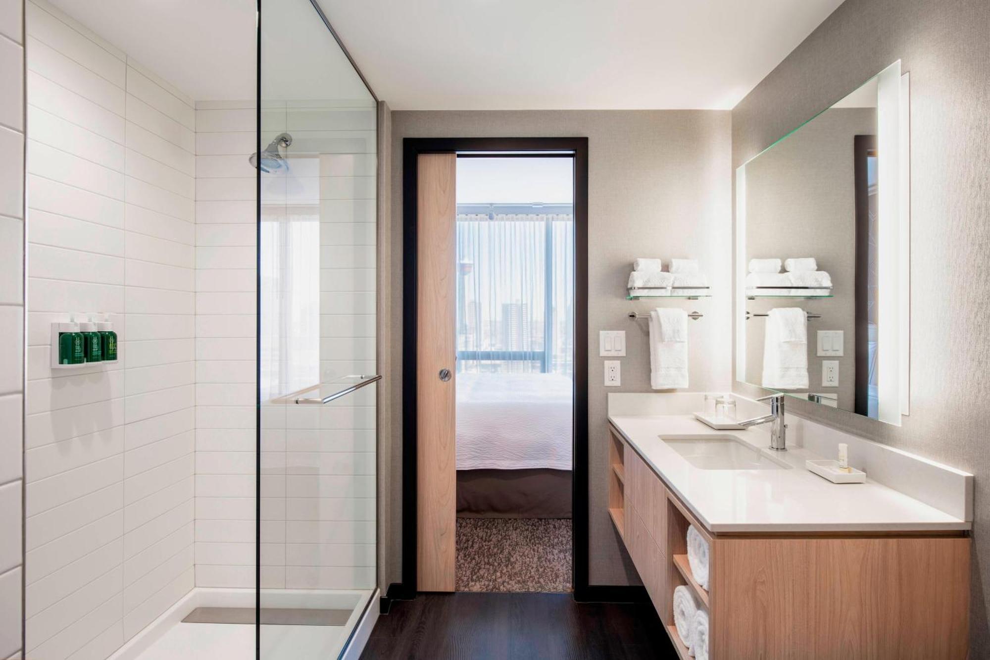 Residence Inn By Marriott Calgary Downtown/Beltline District Exterior photo